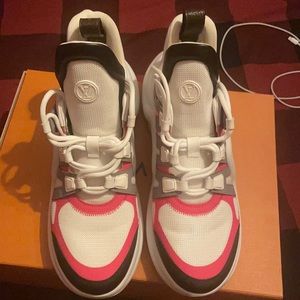 Sz42 never worn $600 or trade